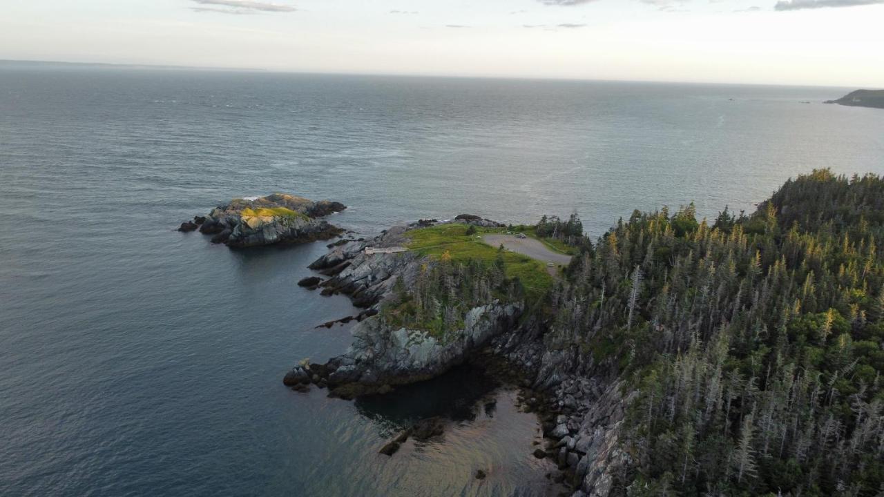 Friars Bay Inn & Cottages Welshpool ภายนอก รูปภาพ