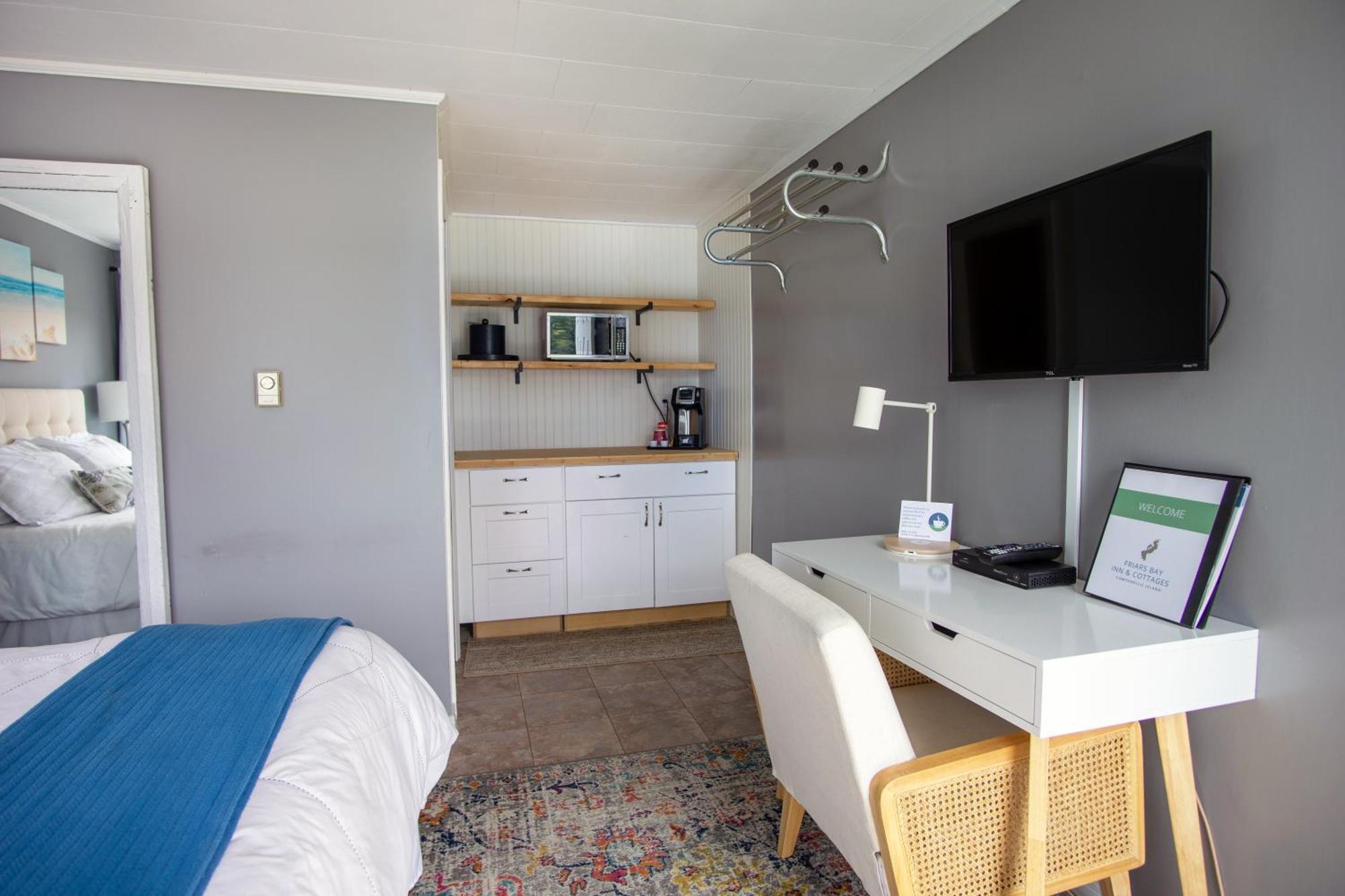 Friars Bay Inn & Cottages Welshpool ห้อง รูปภาพ